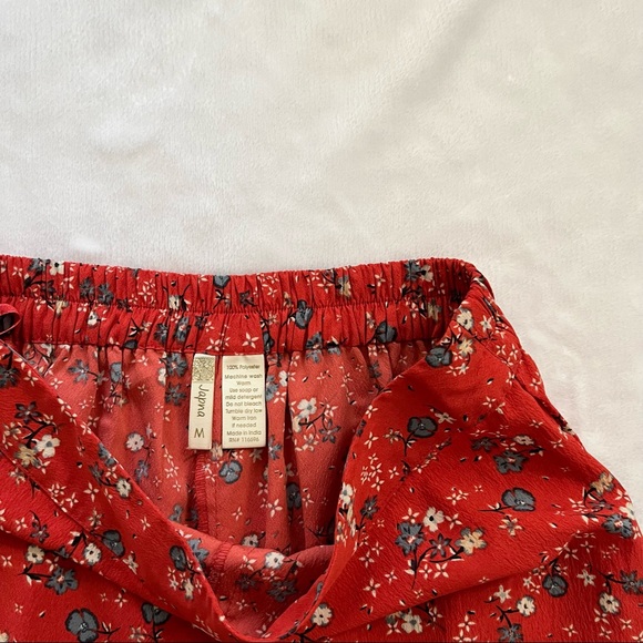 Japna | Floral Wide Leg Pants - Picture 6 of 6